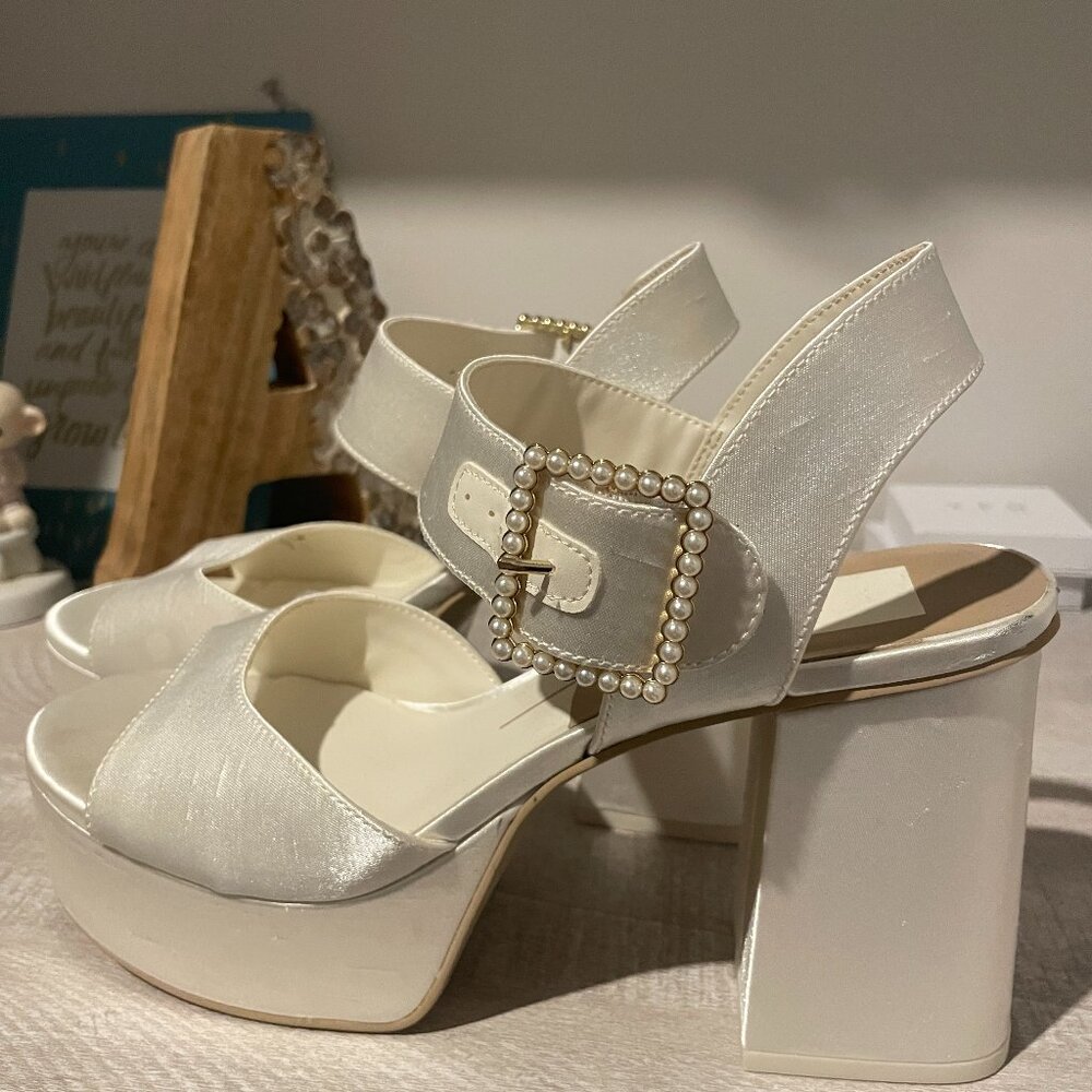 Dolce Vita Bobby Pearl Heels